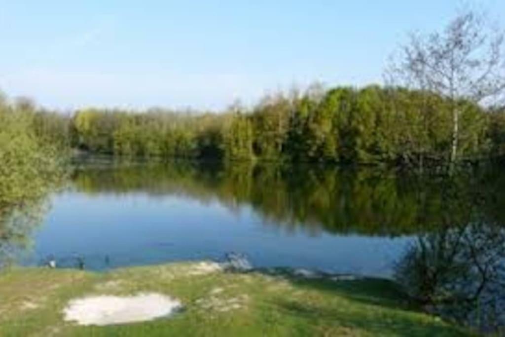 La Ferme Des Pierrettes Βίλα Menneville Εξωτερικό φωτογραφία